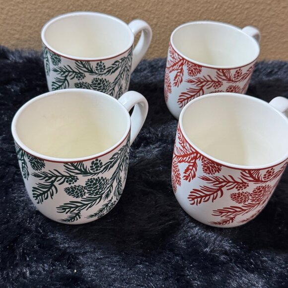 Bee & Willow Vail Pine Mugs Red & Green Pinecones Branches - Set of 4 - Picture 1 of 9